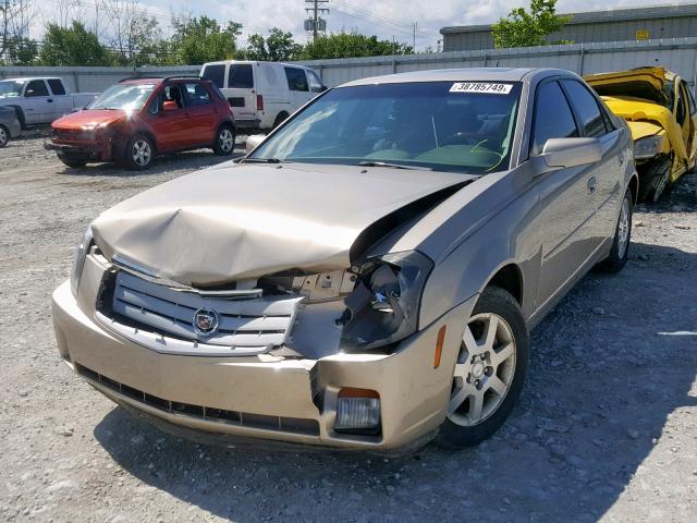 1G6DP577360200136 - 2006 CADILLAC CTS HI FEA BEIGE photo 2