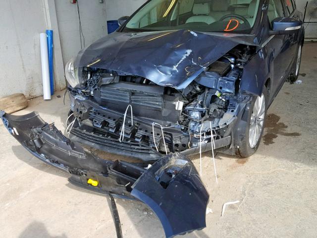 1FADP3N28JL243070 - 2018 FORD FOCUS TITA BLUE photo 9