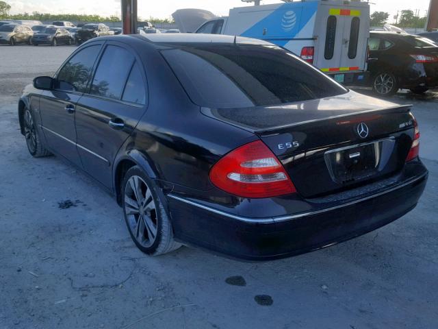 WDBUF65J73A203520 - 2003 MERCEDES-BENZ E 320 BLACK photo 3