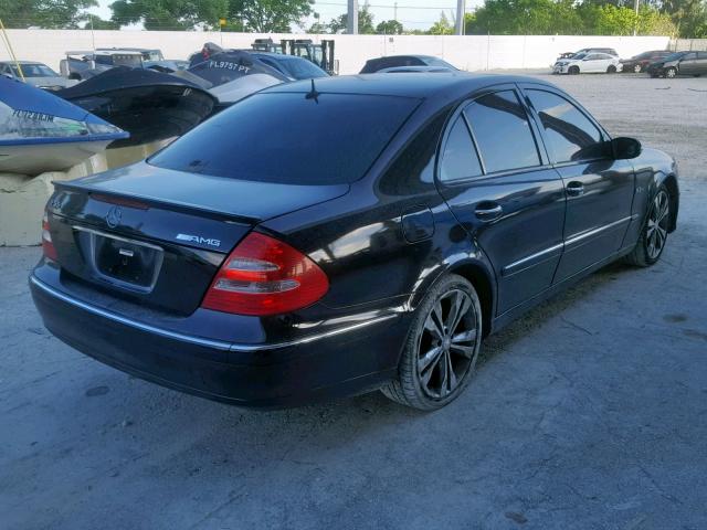 WDBUF65J73A203520 - 2003 MERCEDES-BENZ E 320 BLACK photo 4