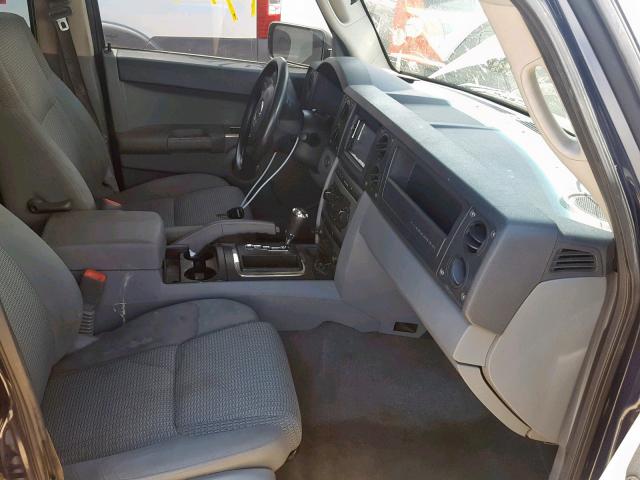 1J8HG48K26C180819 - 2006 JEEP COMMANDER BLUE photo 5