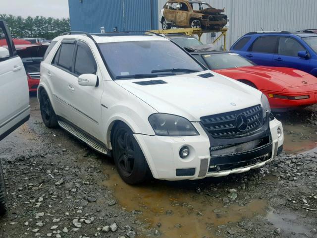 4JGBB77E67A197219 - 2007 MERCEDES-BENZ ML 63 AMG WHITE photo 1