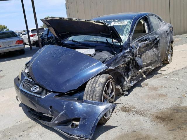 JTHBE262162000406 - 2006 LEXUS IS 350 BLUE photo 2