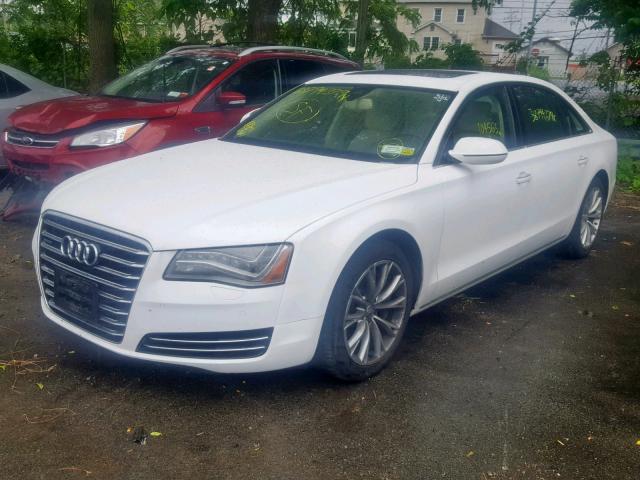 WAURVAFD8BN005779 - 2011 AUDI A8 L QUATT WHITE photo 2