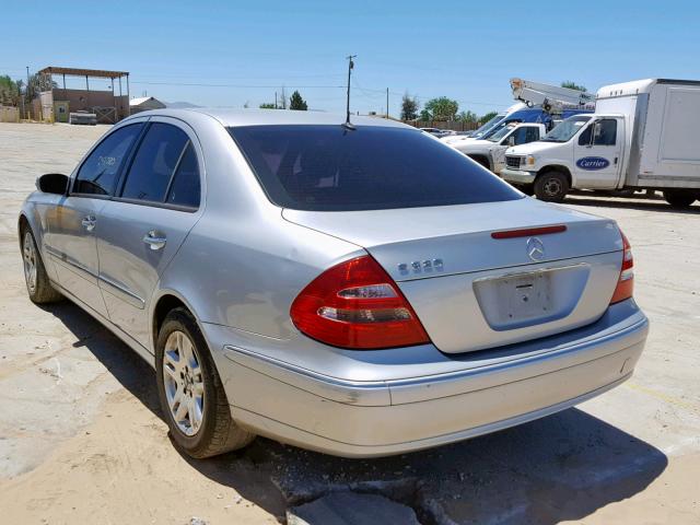 WDBUF65J64A595973 - 2004 MERCEDES-BENZ E 320 SILVER photo 3