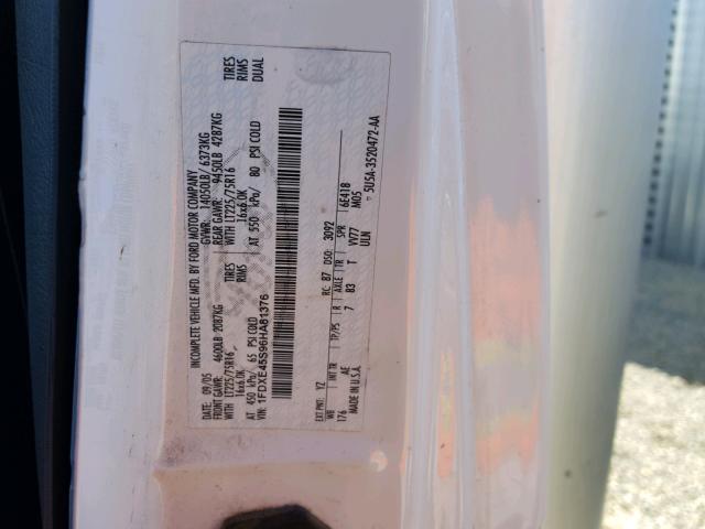 1FDXE45S96HA81376 - 2006 FORD BOX TRUCK WHITE photo 10