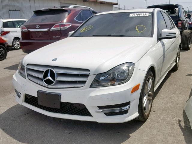 WDDGF4HB1ER306398 - 2014 MERCEDES-BENZ C 250 WHITE photo 2