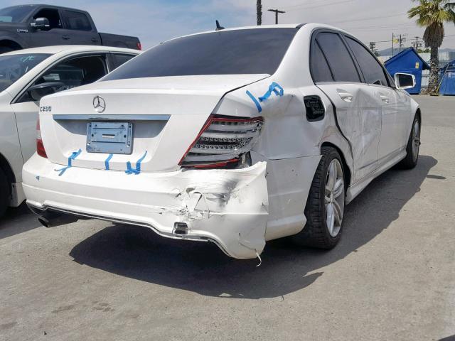 WDDGF4HB1ER306398 - 2014 MERCEDES-BENZ C 250 WHITE photo 4