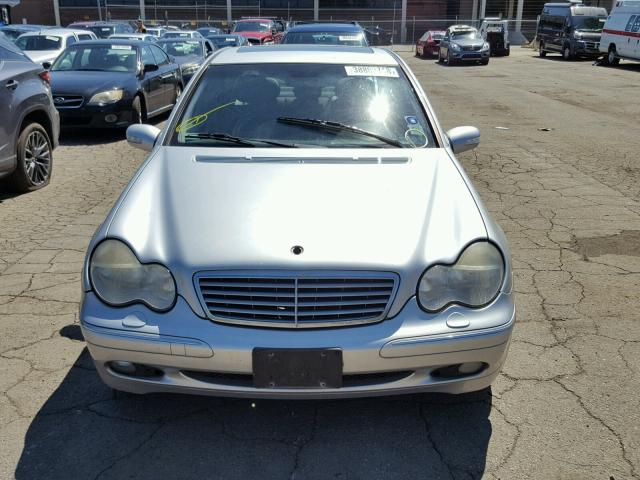 WDBRF61J13F311422 - 2003 MERCEDES-BENZ C 240 SILVER photo 9