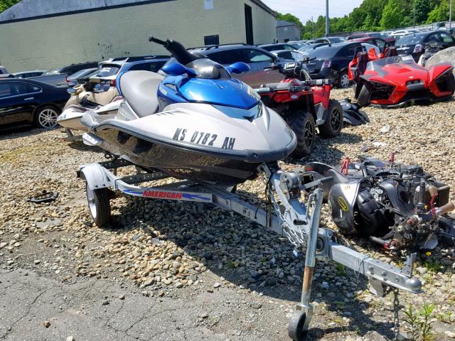 PLE27328D303 - 2004 POLARIS JETSKI BLUE photo 1