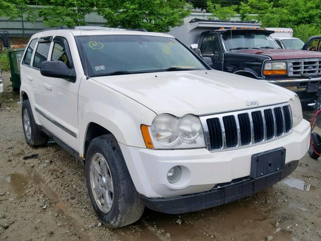 1J8HR58265C642572 - 2005 JEEP GRAND CHER WHITE photo 1