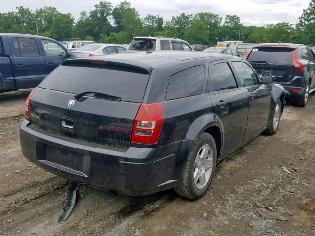 2D4FV47T37H850944 - 2007 DODGE MAGNUM SE BLACK photo 4