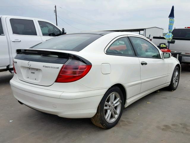 WDBRN47J32A379540 - 2002 MERCEDES-BENZ C 230K SPO WHITE photo 4