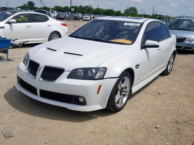 6G2ER57738L120906 - 2008 PONTIAC G8 WHITE photo 2