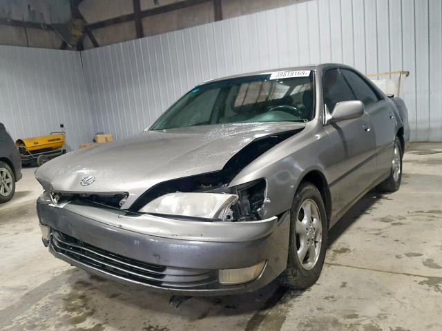 JT8BF28G3X5056899 - 1999 LEXUS ES 300 GRAY photo 2