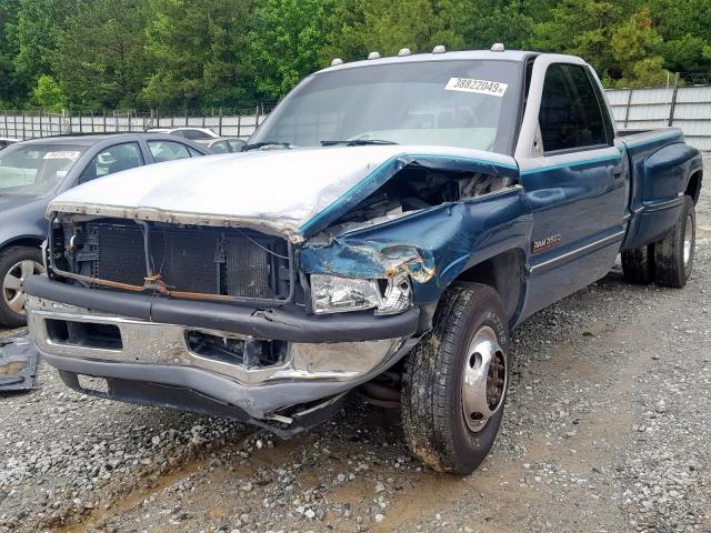 3B7MC33C0TM138333 - 1996 DODGE RAM 3500 GREEN photo 2