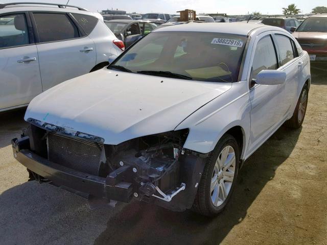 1C3CCBBB9DN617005 - 2013 CHRYSLER 200 TOURIN WHITE photo 2