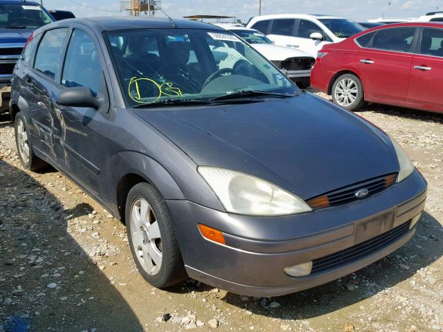 3FAFP37372R140496 - 2002 FORD FOCUS ZX5 GRAY photo 1