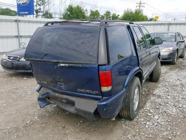 1GNDT13W912210639 - 2001 CHEVROLET BLAZER BLUE photo 4