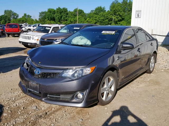 4T1BD1FK3EU126215 - 2014 TOYOTA CAMRY HYBR GRAY photo 2