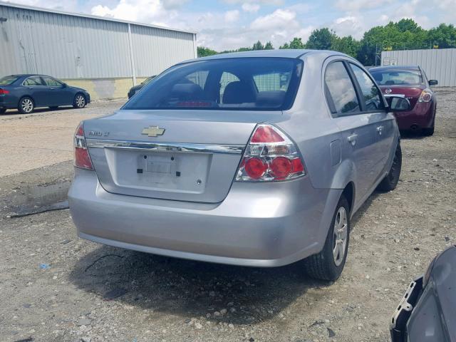 KL1TD56E39B377884 - 2009 CHEVROLET AVEO LS SILVER photo 4