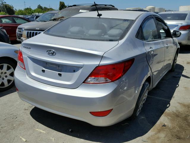 KMHCT4AE4GU119335 - 2016 HYUNDAI ACCENT SE SILVER photo 4