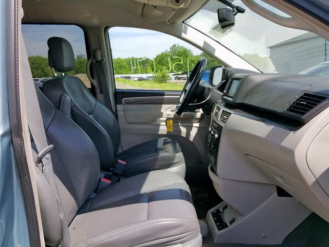 2V4RW3D11AR316174 - 2010 VOLKSWAGEN ROUTAN SE BLUE photo 5