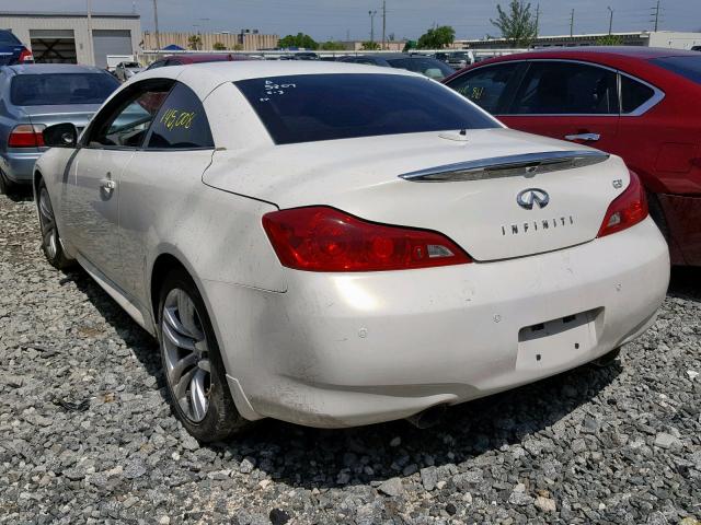 JN1CV6FE6AM355207 - 2010 INFINITI G37 BASE YELLOW photo 3