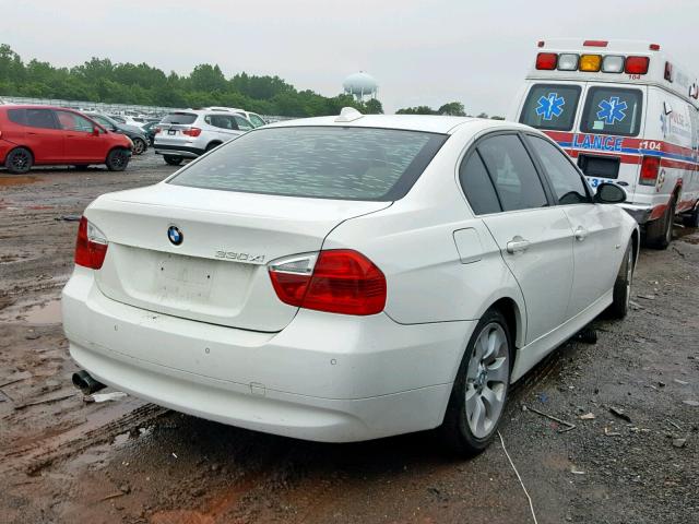 WBAVD33556KV65941 - 2006 BMW 330 XI WHITE photo 4