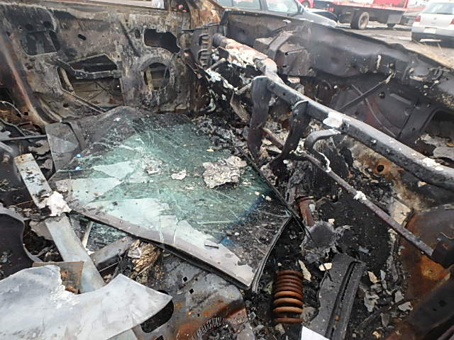 2C8GF68424R523232 - 2004 CHRYSLER PACIFICA BURN photo 5