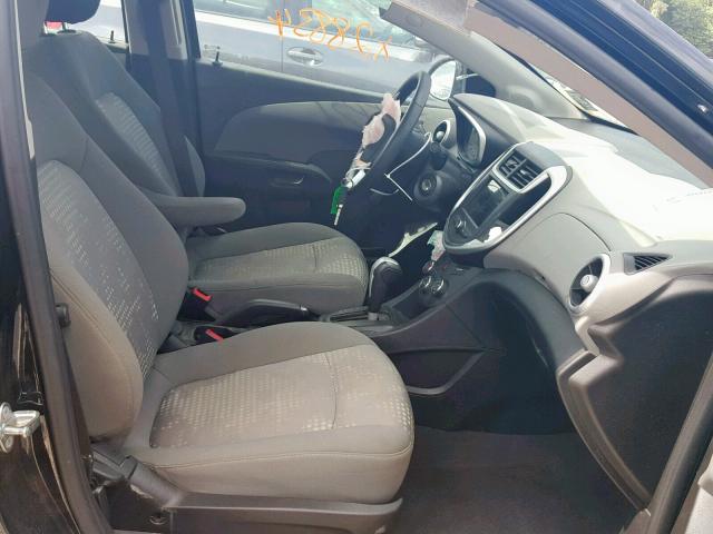 1G1JB5SH5J4110253 - 2018 CHEVROLET SONIC LS BLACK photo 5