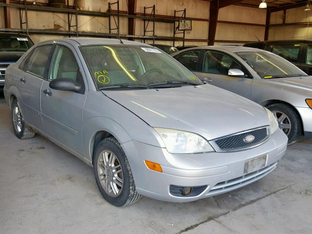 1FAFP34N37W123284 - 2007 FORD FOCUS ZX4 SILVER photo 1