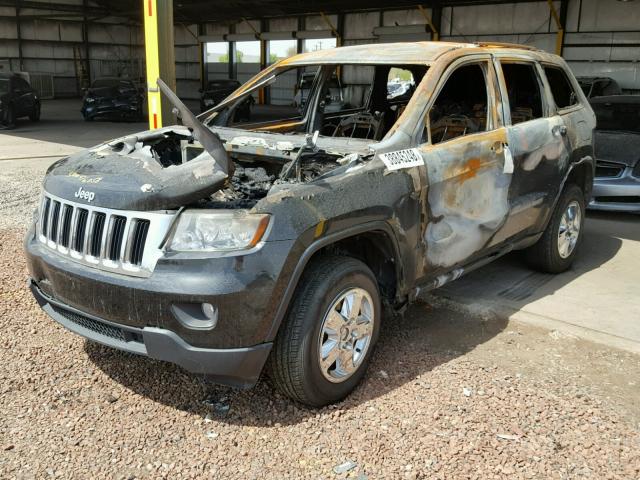 1C4RJEAG0DC631865 - 2013 JEEP GRAND CHER BLACK photo 2