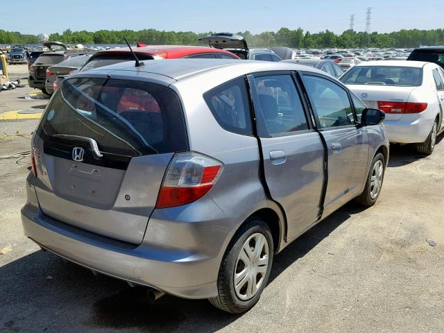 JHMGE87259S071040 - 2009 HONDA FIT GRAY photo 4