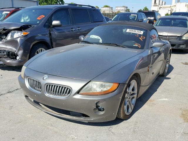 4USBT53554LU07704 - 2004 BMW Z4 3.0 SILVER photo 2