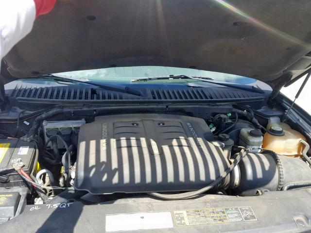 5LMFU27R24LJ32625 - 2004 LINCOLN NAVIGATOR BLACK photo 7