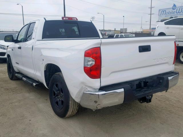 5TFRY5F16JX231314 - 2018 TOYOTA TUNDRA DOU WHITE photo 3