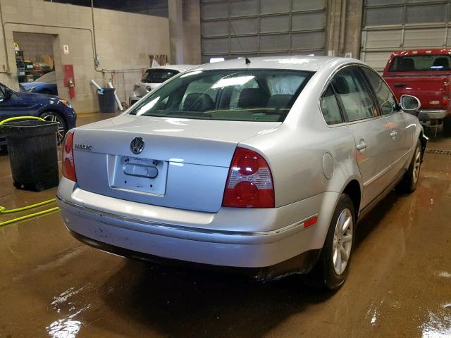 WVWPD63B04P249494 - 2004 VOLKSWAGEN PASSAT GLS SILVER photo 4