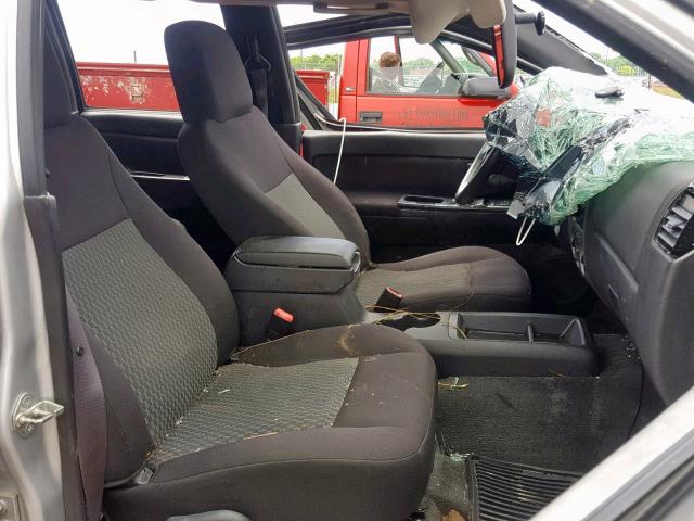 1GCHTDFE5B8122006 - 2011 CHEVROLET COLORADO L SILVER photo 5