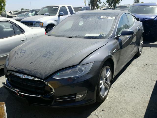 5YJSA1E24FF110176 - 2015 TESLA MODEL S GRAY photo 2