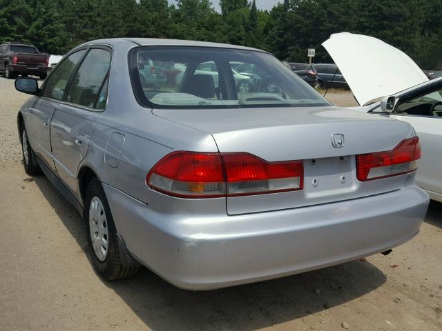 1HGCF86622A135873 - 2002 HONDA ACCORD VAL SILVER photo 3