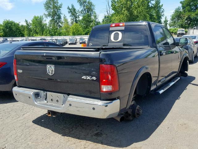 3D7UT2CL2AG132061 - 2010 DODGE RAM 2500 BLACK photo 4