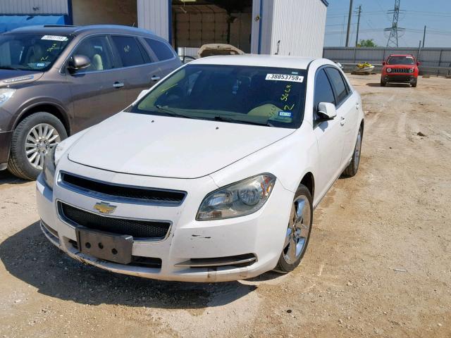 1G1ZH57B19F177938 - 2009 CHEVROLET MALIBU 1LT WHITE photo 2