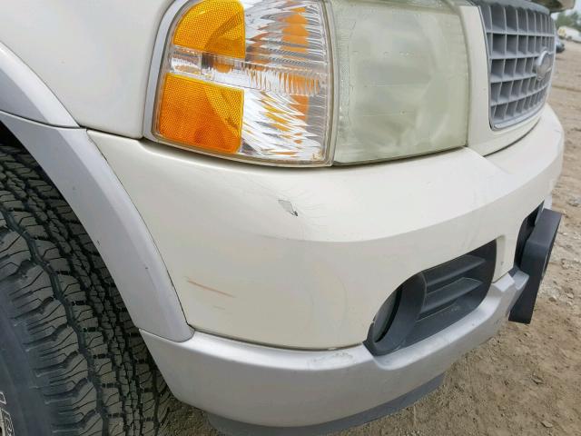 1FMZU75W82ZB31012 - 2002 FORD EXPLORER L WHITE photo 9