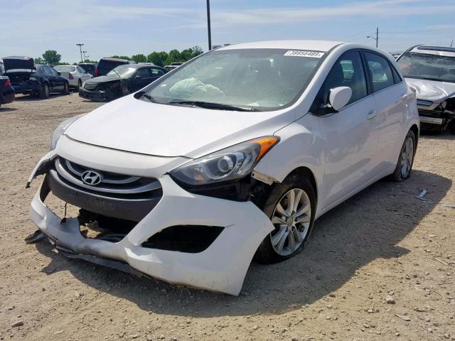 KMHD35LE0DU107217 - 2013 HYUNDAI ELANTRA GT WHITE photo 2