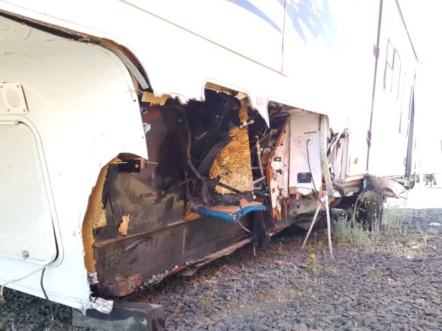 4YDF3002974700814 - 2007 KEYSTONE MONTANA WHITE photo 9