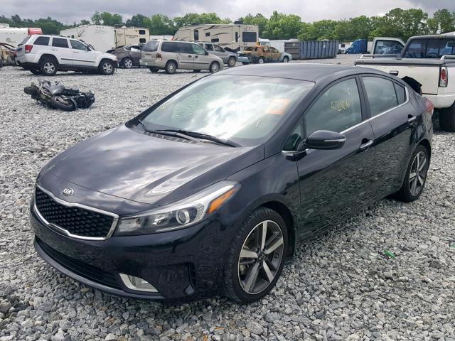 3KPFL4A86HE087919 - 2017 KIA FORTE EX BLACK photo 2