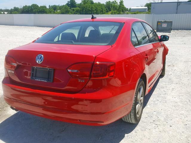 3VWLL7AJ8DM359956 - 2013 VOLKSWAGEN JETTA TDI RED photo 4