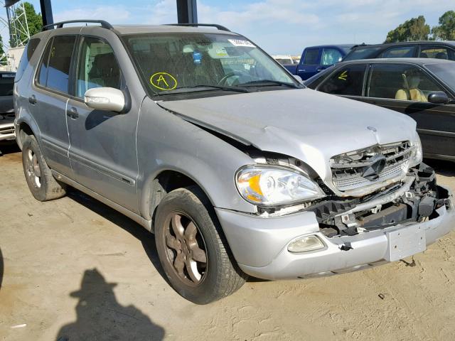 4JGAB57E54A499726 - 2004 MERCEDES-BENZ ML 350 SILVER photo 1