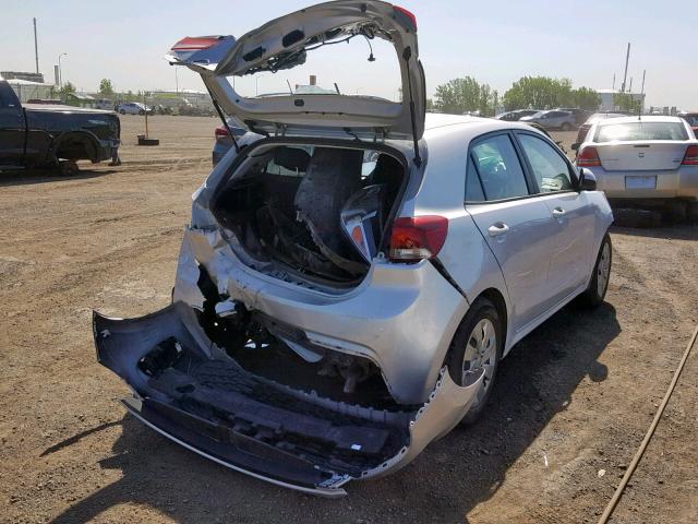 3KPA25AB0JE138738 - 2018 KIA RIO LX SILVER photo 4